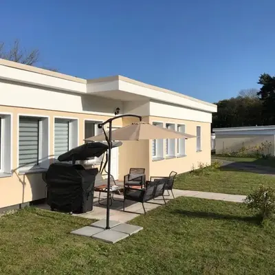 Moderne Ferienwohnungen mit Terrasse