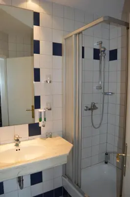 Ein Badezimmer in der Unterkunft Hotel-Sternthaler /Rathauseck