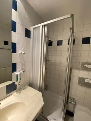 Ein Badezimmer in der Unterkunft Hotel-Sternthaler /Rathauseck