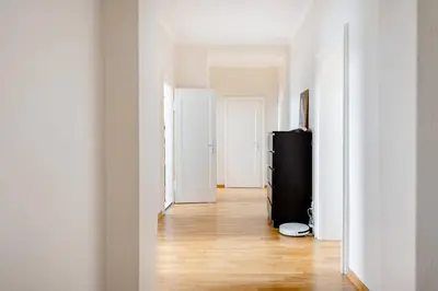 Grundriss der Unterkunft Zwei Charmante Privatzimmer mit Wohnbereich in zentraler Berliner Wohnung
