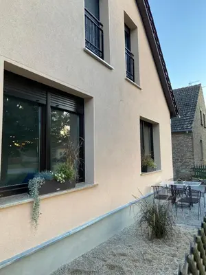 Das Gebäude in dem sich die Ferienwohnung befindet