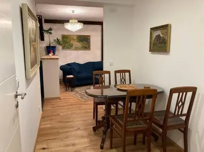 Ein Sitzbereich in der Unterkunft Dorfstübchen