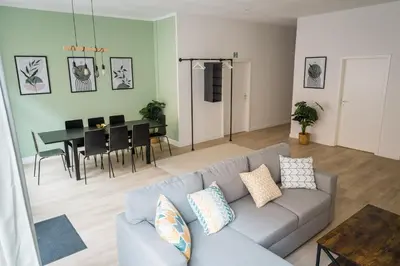 Ein Sitzbereich in der Unterkunft Spacious Family Apartment with 2 Bedrooms