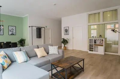 Küche/Küchenzeile in der Unterkunft Spacious Family Apartment with 2 Bedrooms