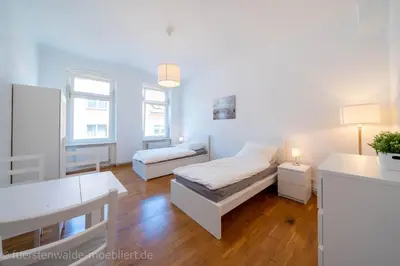 Ein Bett oder Betten in einem Zimmer der Unterkunft Apt Watt 2 Zimmer 55qm TV Waschmaschine Trockner Vollausstattung zentral