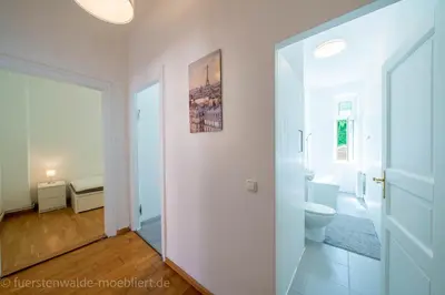 Ein Badezimmer in der Unterkunft Apt Watt 2 Zimmer 55qm TV Waschmaschine Trockner Vollausstattung zentral