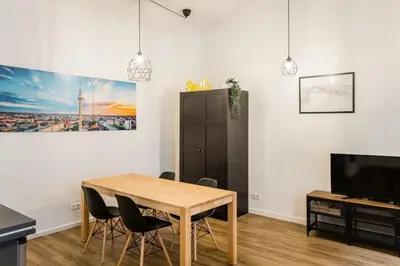 TV/Unterhaltungsangebot in der Unterkunft Stylish Loft close to Boxhagener Platz