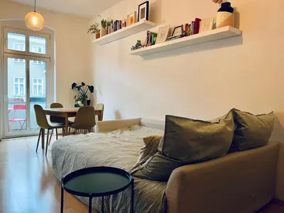 Ein Sitzbereich in der Unterkunft 1 room apartment in Friedrichshain