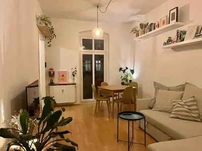 Ein Sitzbereich in der Unterkunft 1 room apartment in Friedrichshain