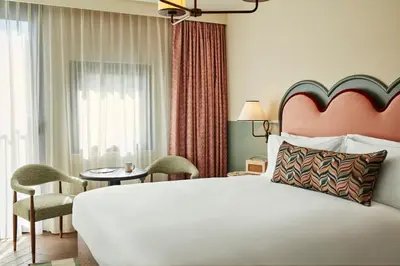 Ein Bett oder Betten in einem Zimmer der Unterkunft The Hoxton, Berlin