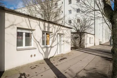 Das Gebäude in dem sich die Ferienwohnung befindet