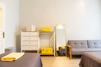 Ein Bett oder Betten in einem Zimmer der Unterkunft Two BR and Two BTH plus Self Checkin plus Street Parking