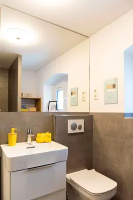 Ein Badezimmer in der Unterkunft Two BR and Two BTH plus Self Checkin plus Street Parking