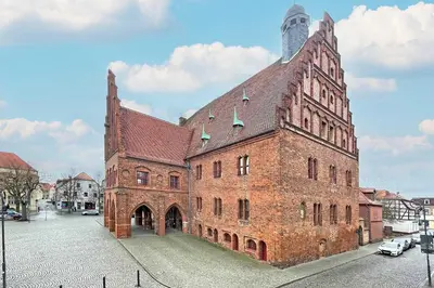 Das Gebäude in dem sich die Ferienwohnung befindet