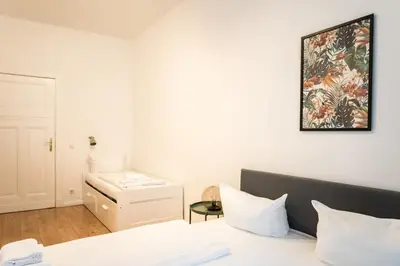 Ein Bett oder Betten in einem Zimmer der Unterkunft Great Apartment in Berlin Neukölln
