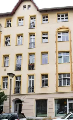 Das Gebäude in dem sich die Ferienwohnung befindet