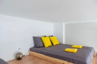 Ein Bett oder Betten in einem Zimmer der Unterkunft MODERN plus AC plus SelfCheckIn