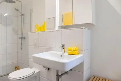 Ein Badezimmer in der Unterkunft MODERN plus AC plus SelfCheckIn