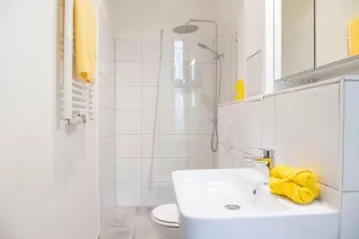 Ein Badezimmer in der Unterkunft MODERN plus AC plus SelfCheckIn