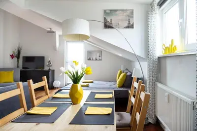 TV/Unterhaltungsangebot in der Unterkunft Urban Rooftop Apartment - Berlin MITTE - A C
