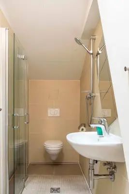 Ein Badezimmer in der Unterkunft Rosenthaler Calling - Rooftop Apartment