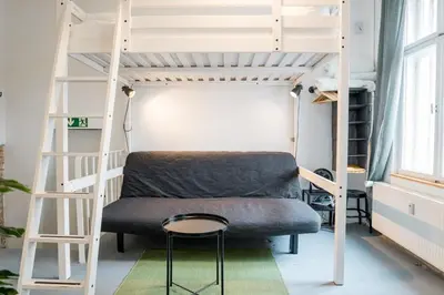 Ein Sitzbereich in der Unterkunft Shabby Chic plus Self CheckIn plus Free Street Parking