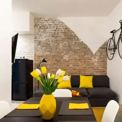 Cosy Three BR Two BTH plus AC plus Self CheckIn plus Street Parking