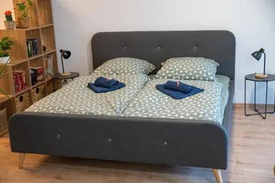 Ein Bett oder Betten in einem Zimmer der Unterkunft Zuhause fühlen in Kreuzberg