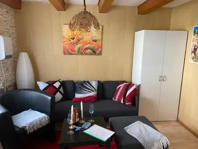Ein Sitzbereich in der Unterkunft Ferienwohnung Irmchen