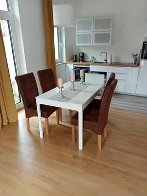 Küche/Küchenzeile in der Unterkunft Stadtgrün 2, Ruhiges Apartment mit Terrasse und kostenlosem Parkplatz, ideal für Berlin-Besucher