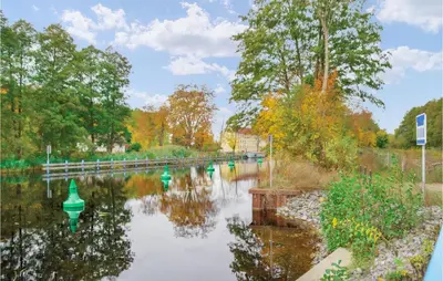 Blick auf einen Fluss in der Nähe des Ferienhauses