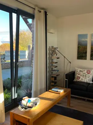 Ein Sitzbereich in der Unterkunft Apartment auf dem Land bei Neuruppin