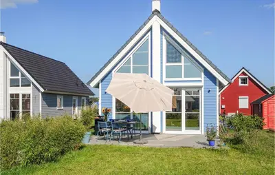 Das Gebäude in dem sich das Ferienhaus befindet