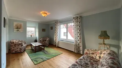 Ein Sitzbereich in der Unterkunft Ferienwohnung Magdalena