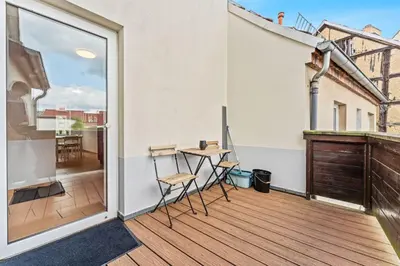 Ein Balkon oder eine Terrasse in der Unterkunft Cosy apartment with balcony and fireplace