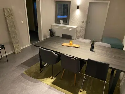 Ein Sitzbereich in der Unterkunft Haus mit wunderschönem Garten
