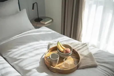 Ein Bett oder Betten in einem Zimmer der Unterkunft Candlewood Suites Berlin Airport by IHG