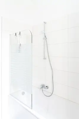 Ein Badezimmer in der Unterkunft 165m2 Downtown Family Suite 5BR, 3Bath, kids room, 11min Alexanderplatz